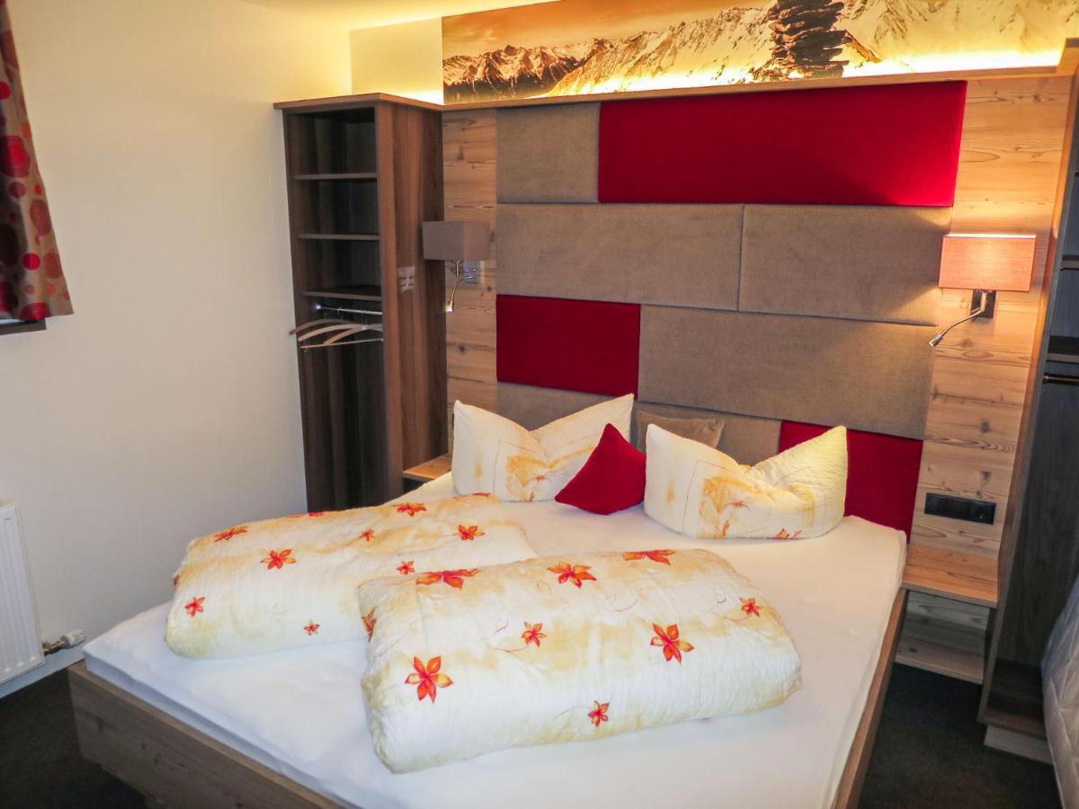 Apartment Alpenflora By Interhome カップル エクステリア 写真